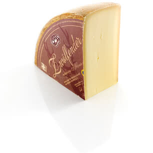 Auf dem Bild ist ein Stück Käse namens 