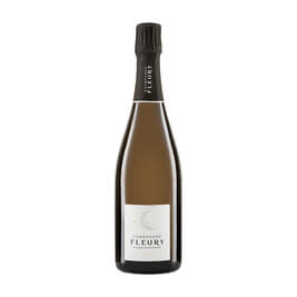 Auf dem Bild ist eine Flasche Champagner der Marke Fleury zu sehen.