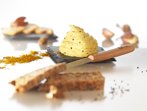 ÖMA California Dattel Curry Dip